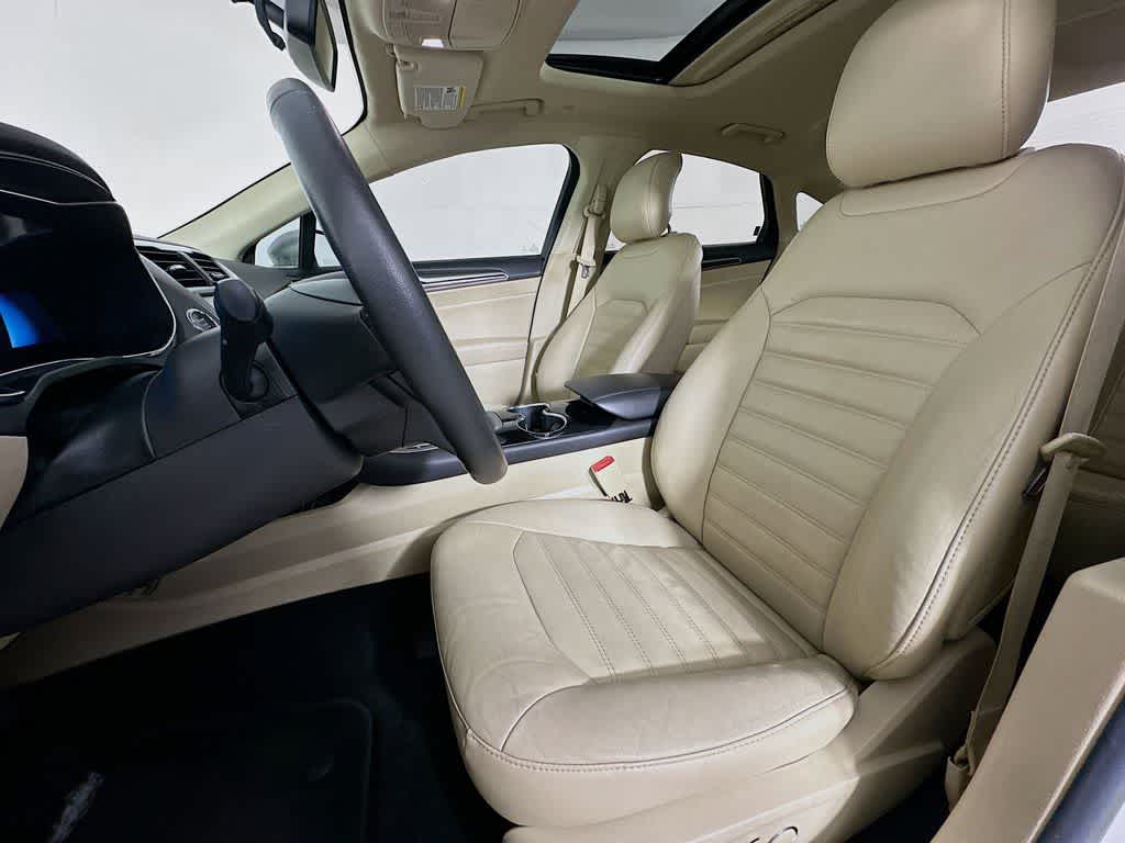 Thumbnail: 2014 Ford Fusion - 12