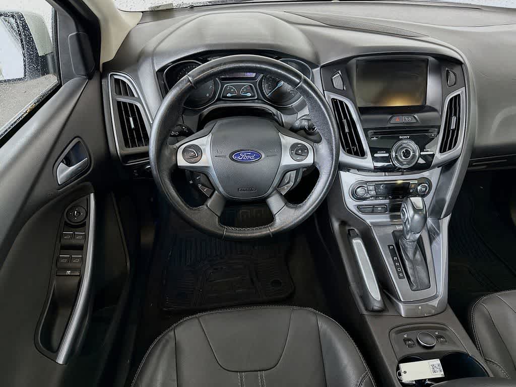 Thumbnail: 2013 Ford Focus - 10