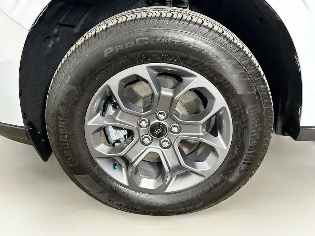 Thumbnail: 2025 Ford Maverick - 8