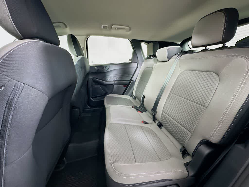 Thumbnail: 2022 Ford Escape - 13