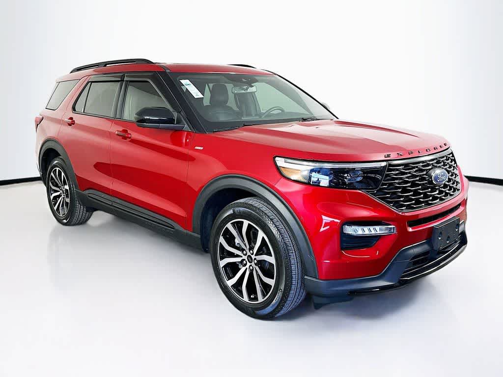 2022 Ford Explorer ST-Line 24