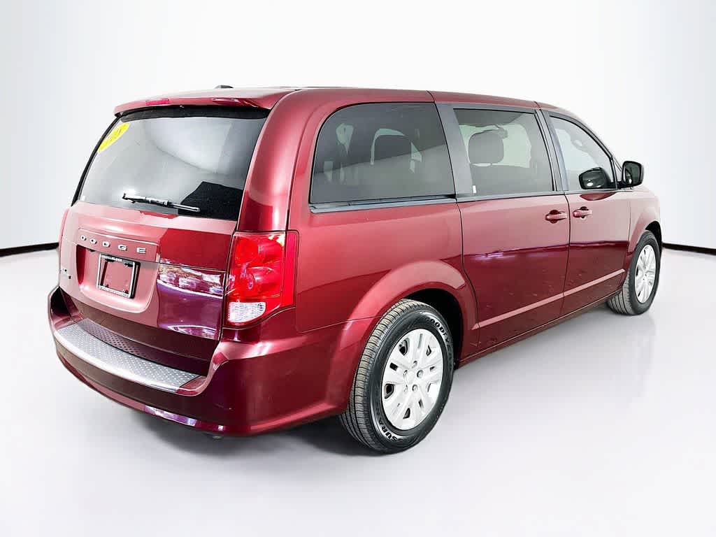 Thumbnail: 2018 Dodge Grand Caravan - 25