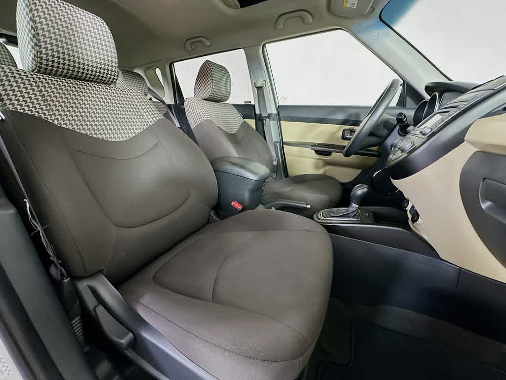 Thumbnail: 2012 Kia Soul - 14