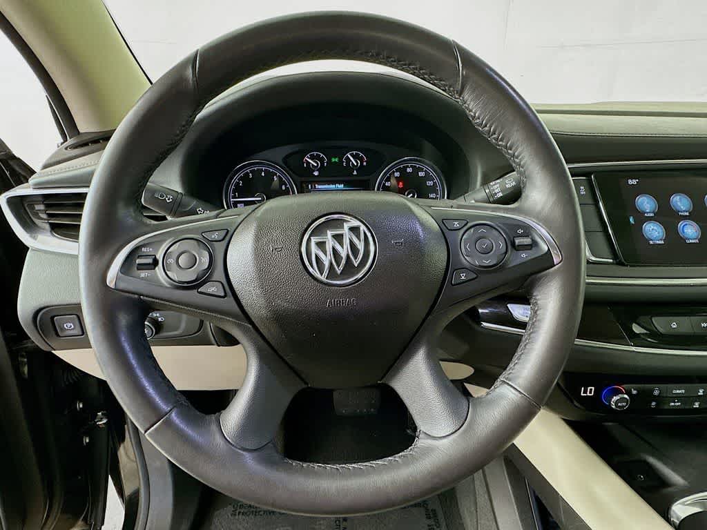 2018 Buick Enclave Essence 16