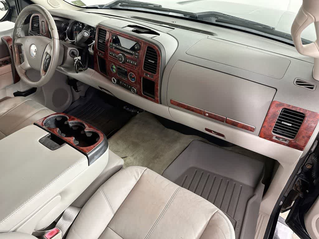 Thumbnail: 2011 GMC Sierra 1500 - 29