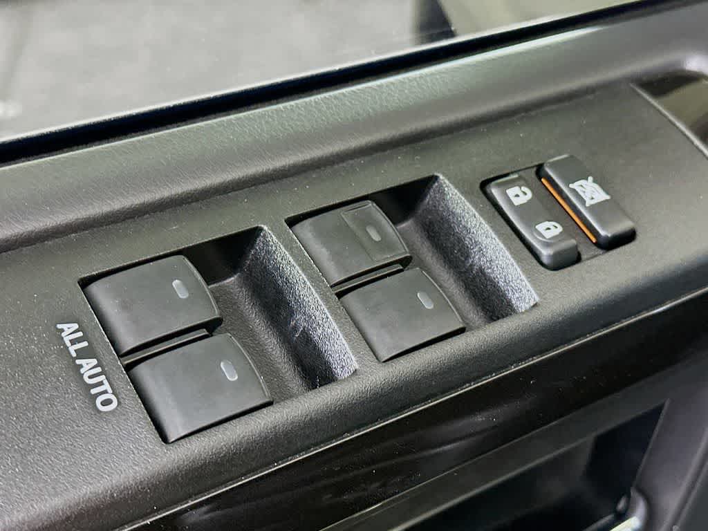 Thumbnail: 2023 Toyota 4Runner - 30