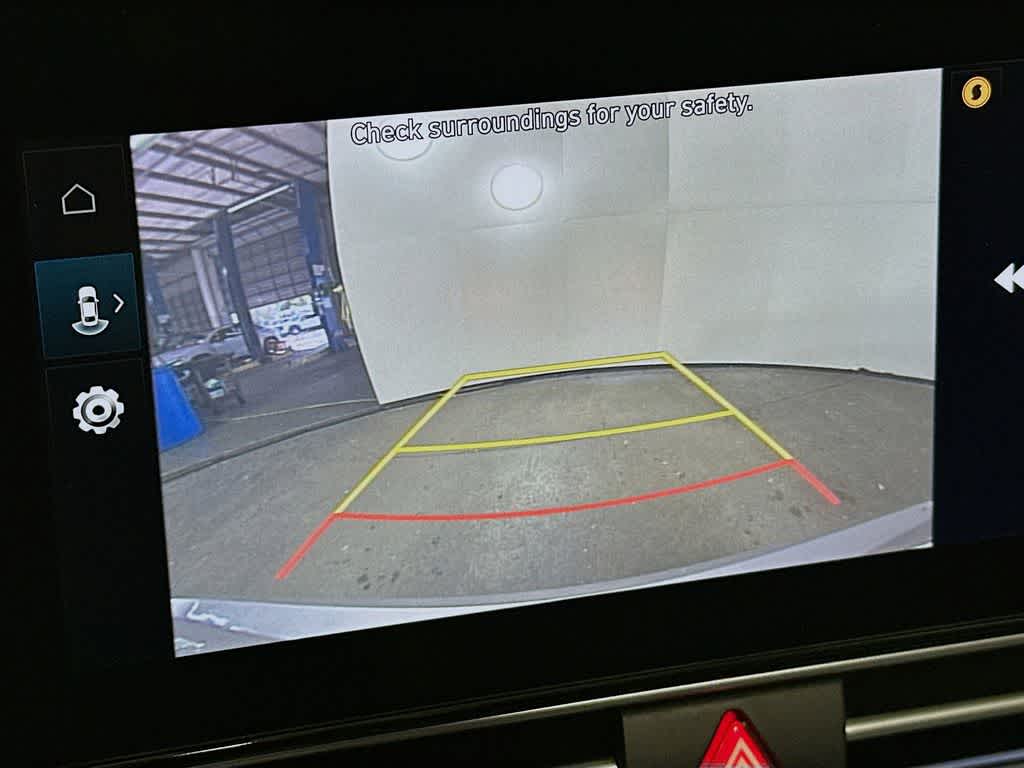 Thumbnail: 2025 Hyundai Elantra - 28