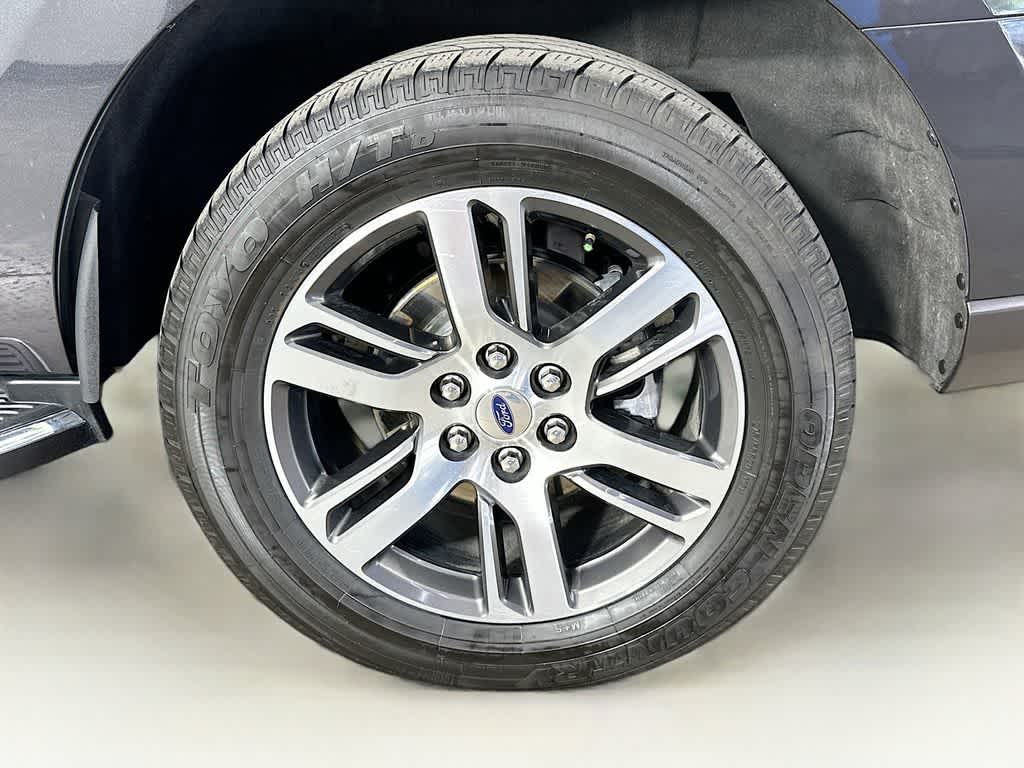 Thumbnail: 2022 Ford Expedition - 7