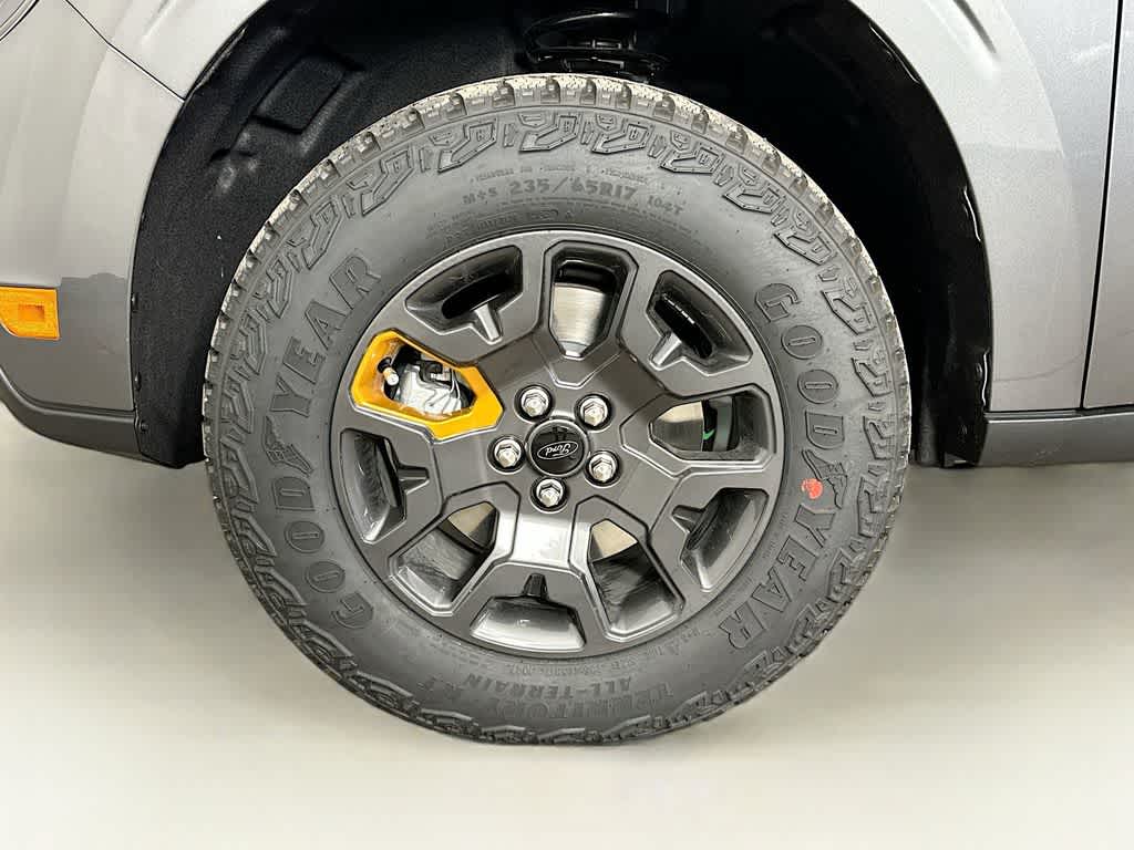 Thumbnail: 2025 Ford Maverick - 8