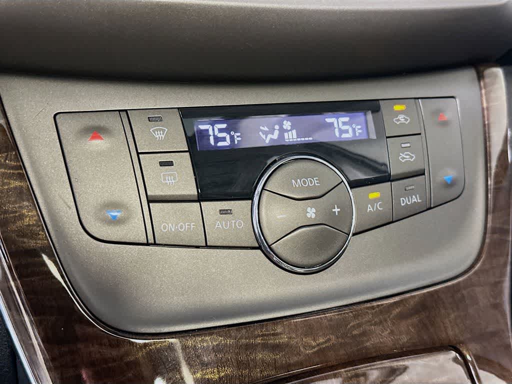 Thumbnail: 2014 Nissan Sentra - 17