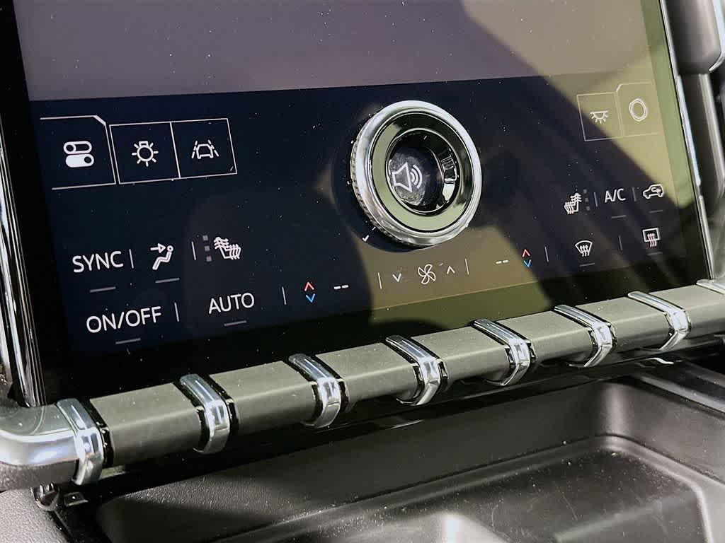 Thumbnail: 2025 GMC Acadia - 18