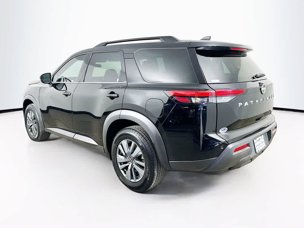 Thumbnail: 2024 Nissan Pathfinder - 4