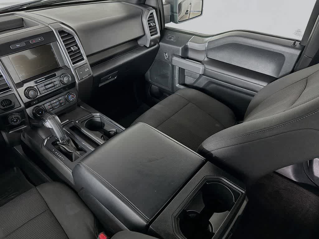 Thumbnail: 2016 Ford F-150 - 11