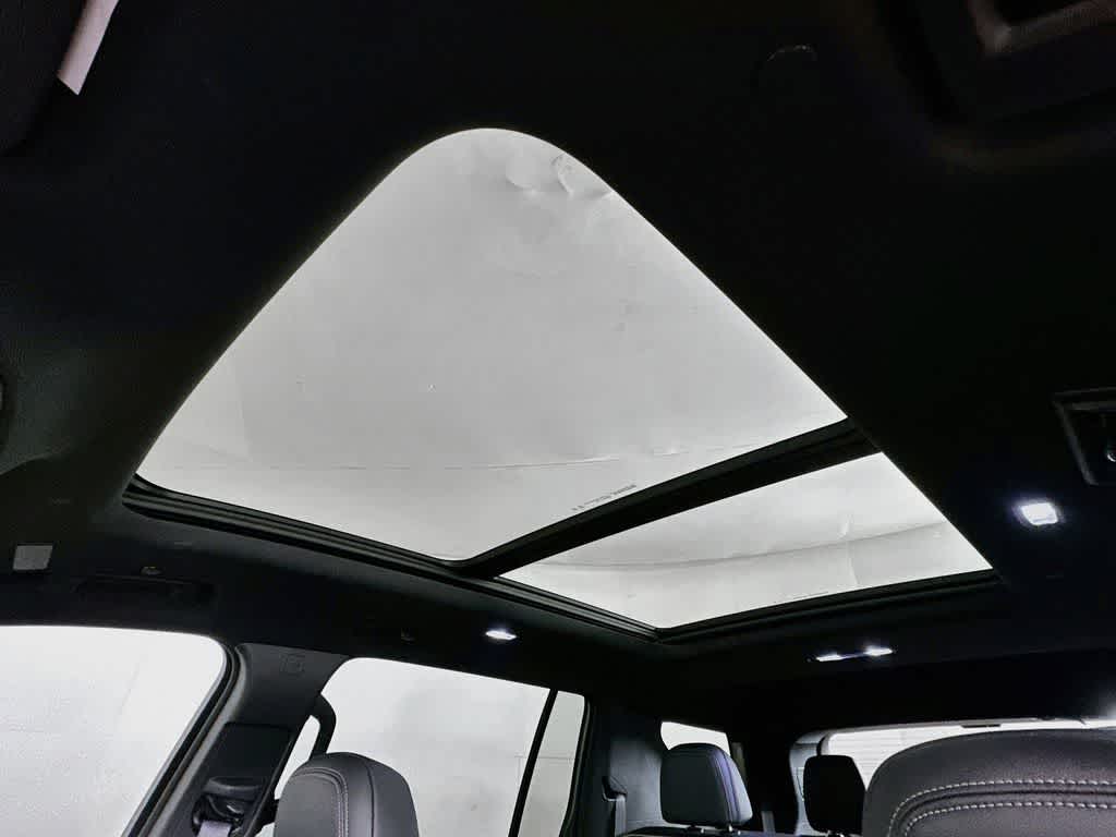 Thumbnail: 2026 Chevrolet Traverse - 32
