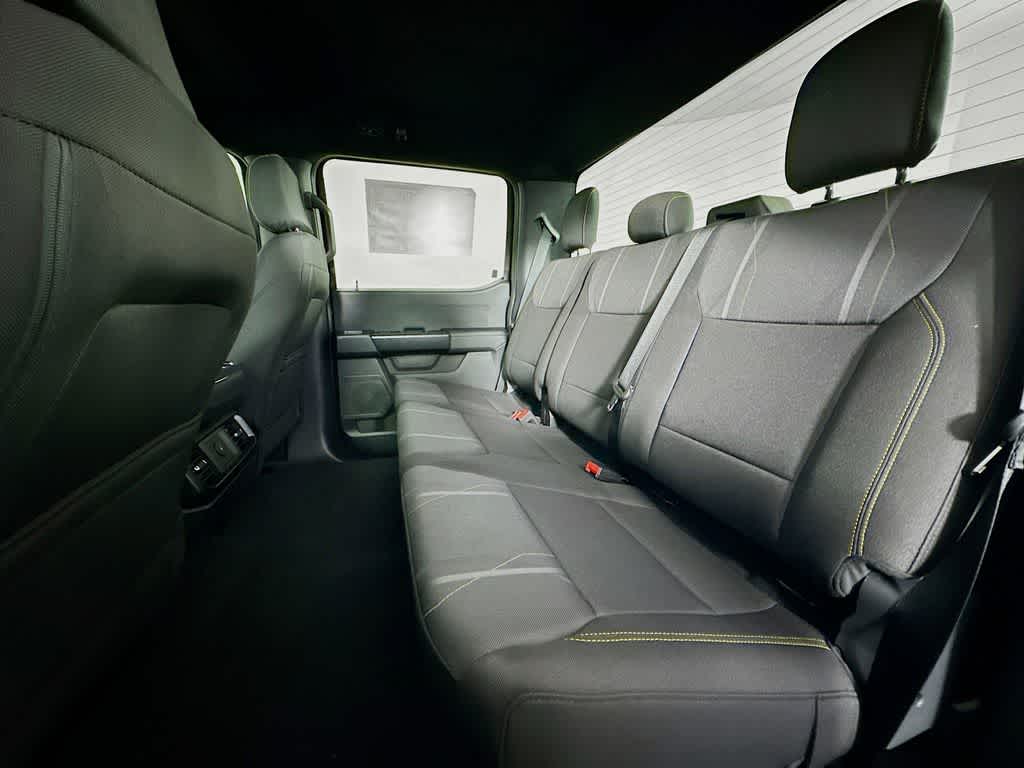 Thumbnail: 2025 Ford F-150 - 32