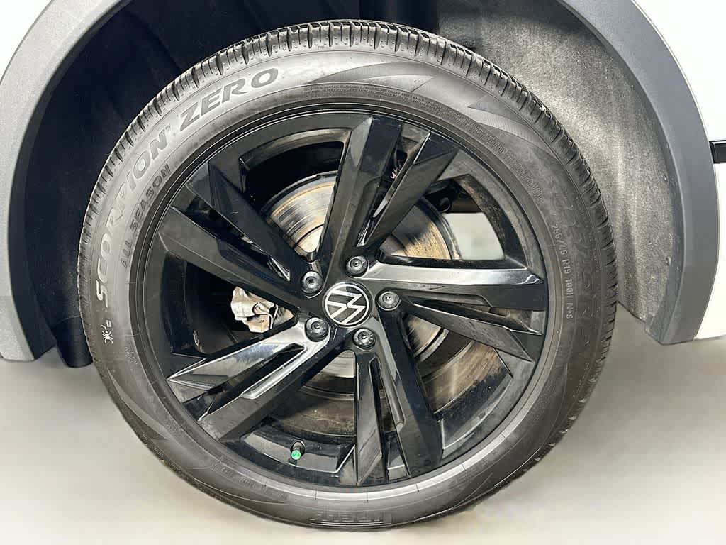 Thumbnail: 2024 Volkswagen Tiguan - 8