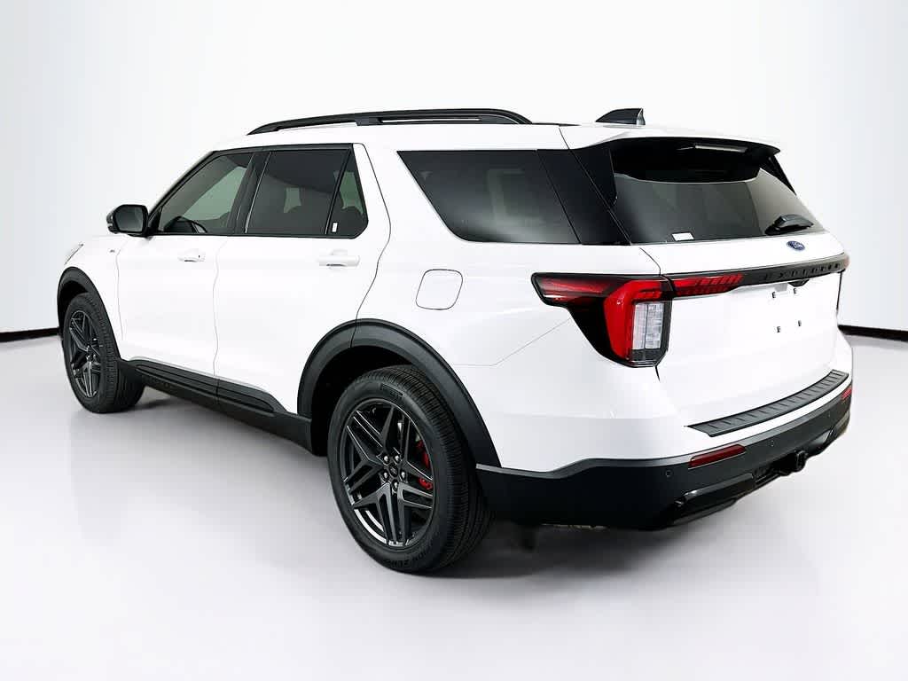 Thumbnail: 2026 Ford Explorer - 5