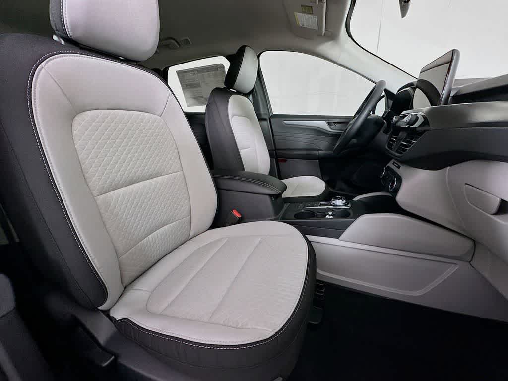 Thumbnail: 2026 Ford Escape - 14