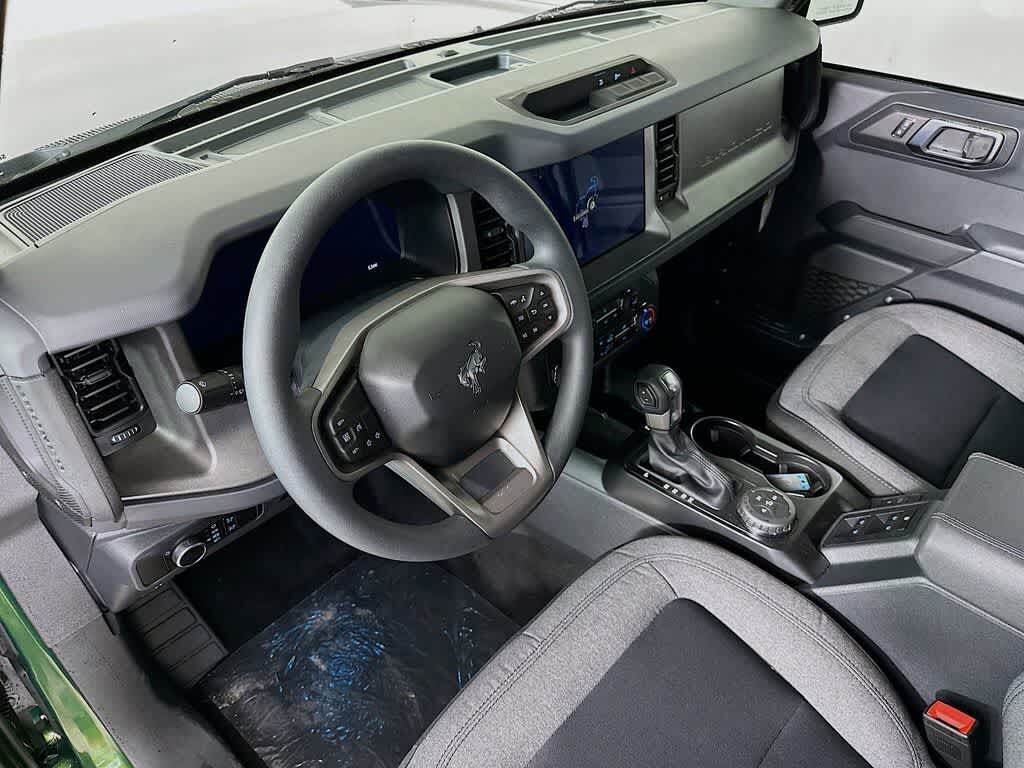New 2025 Ford Bronco Base SUV