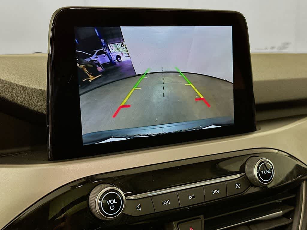 Thumbnail: 2022 Ford Escape - 29