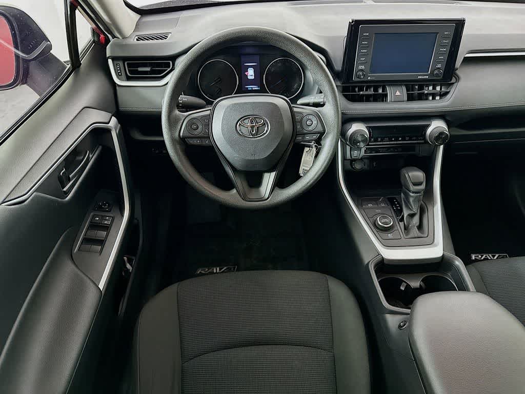 Thumbnail: 2021 Toyota RAV4 - 10