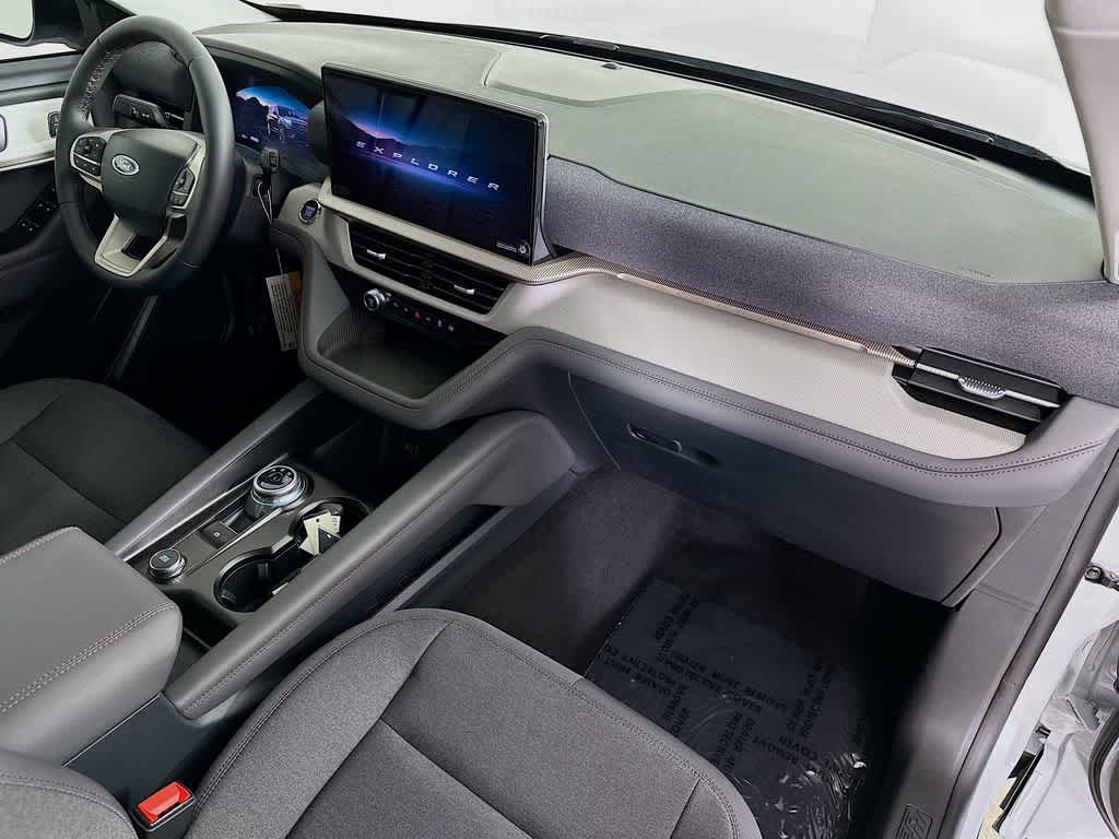 Thumbnail: 2026 Ford Explorer - 33