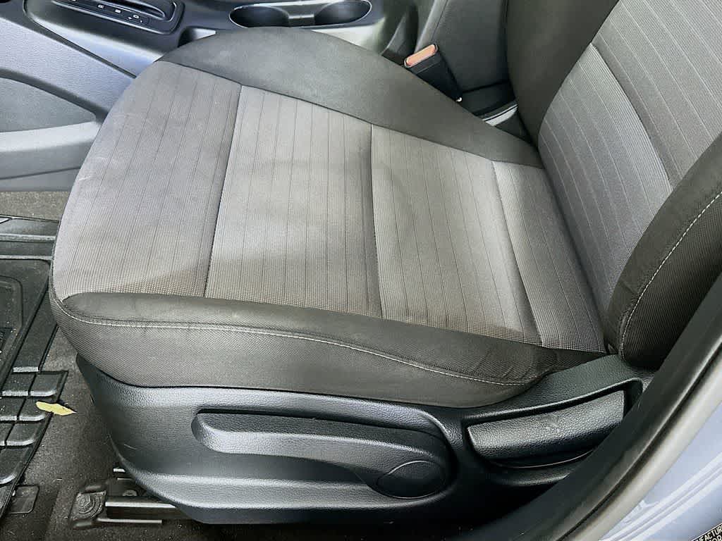 Thumbnail: 2016 Kia Forte - 28