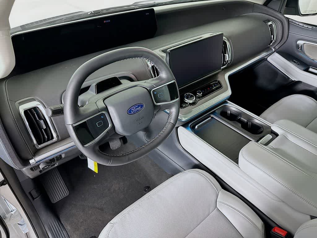 Thumbnail: 2026 Ford Expedition - 2