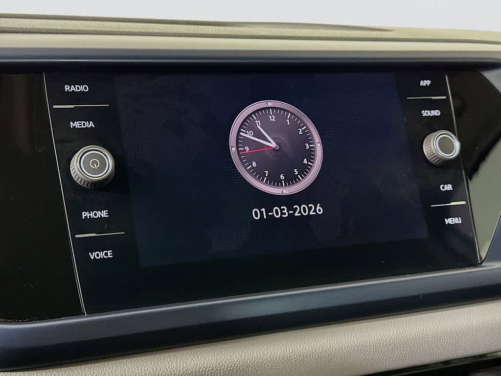 Thumbnail: 2022 Volkswagen Taos - 17