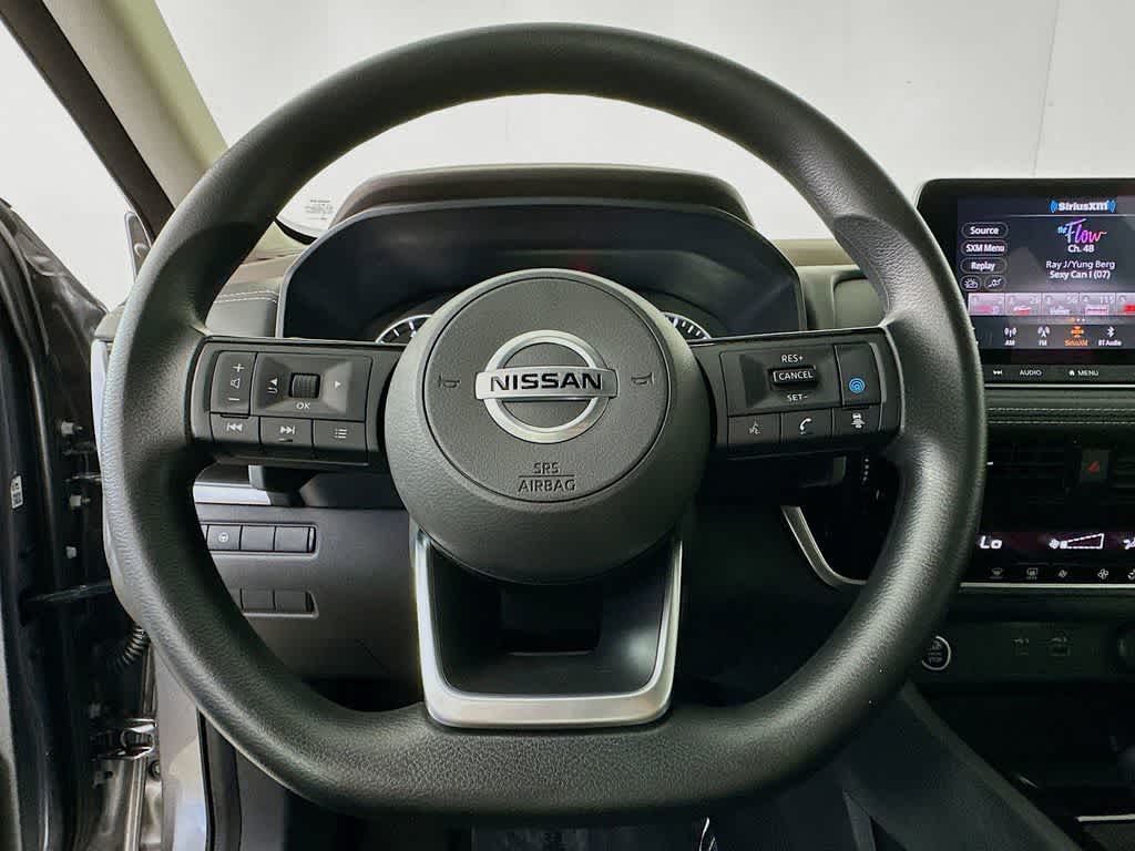 Thumbnail: 2021 Nissan Rogue - 16