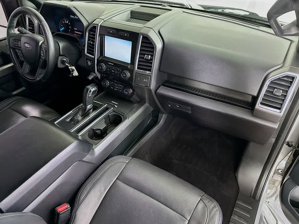 Thumbnail: 2015 Ford F-150 - 32