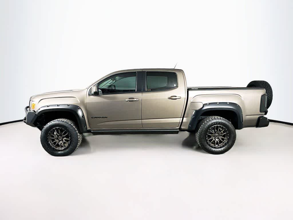Thumbnail: 2016 GMC Canyon - 3