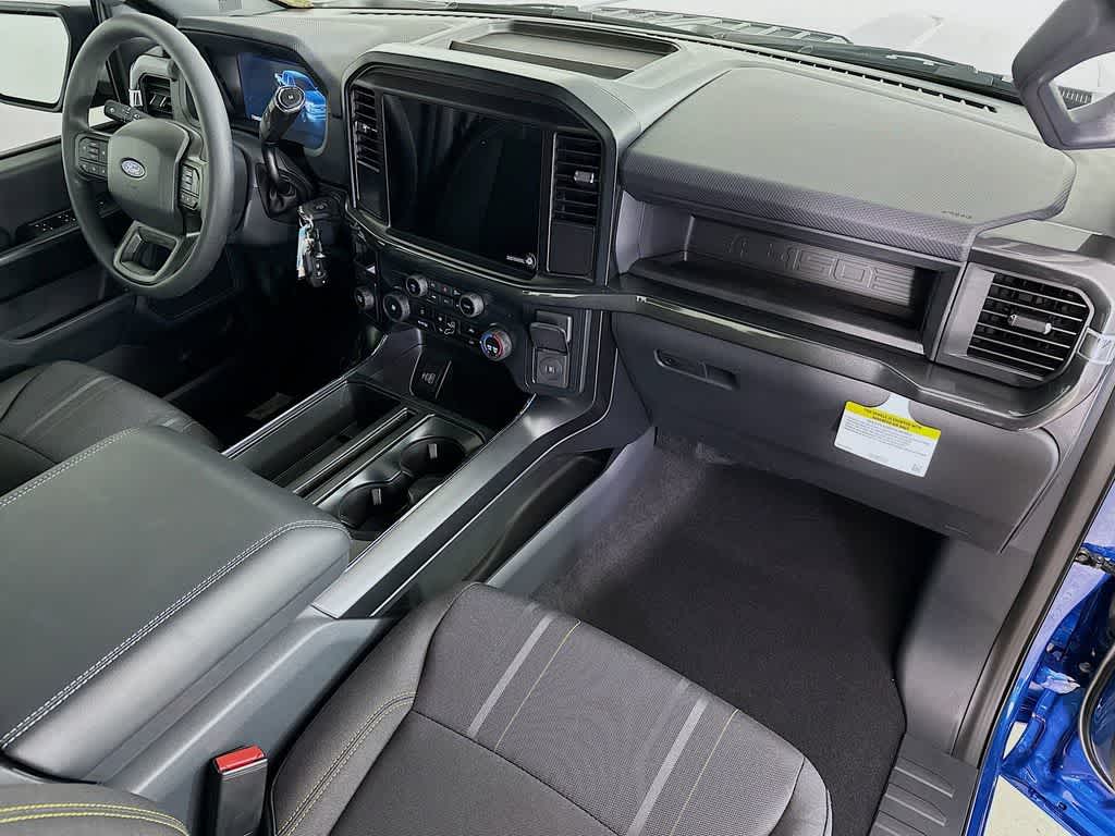 Thumbnail: 2025 Ford F-150 - 32