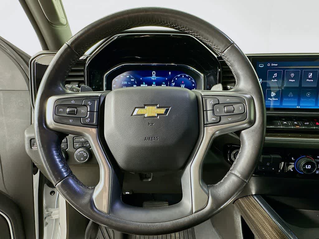 Thumbnail: 2022 Chevrolet Silverado 1500 - 16