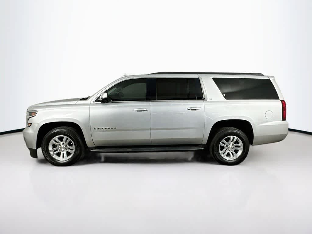 Thumbnail: 2018 Chevrolet Suburban - 3