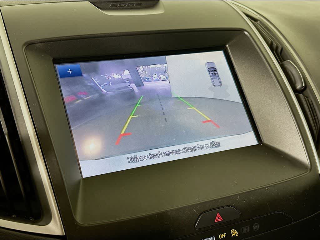 Thumbnail: 2020 Ford Edge - 28