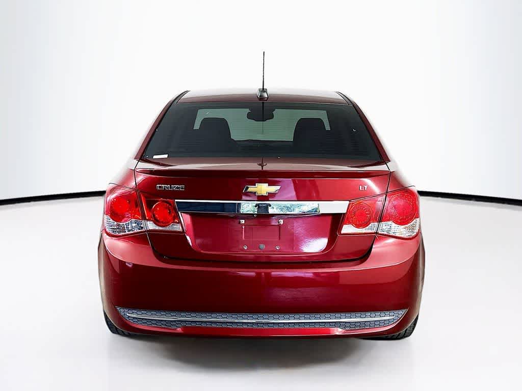 Thumbnail: 2015 Chevrolet Cruze - 5
