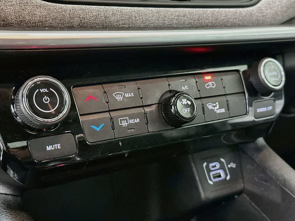 Thumbnail: 2022 Jeep Compass - 18