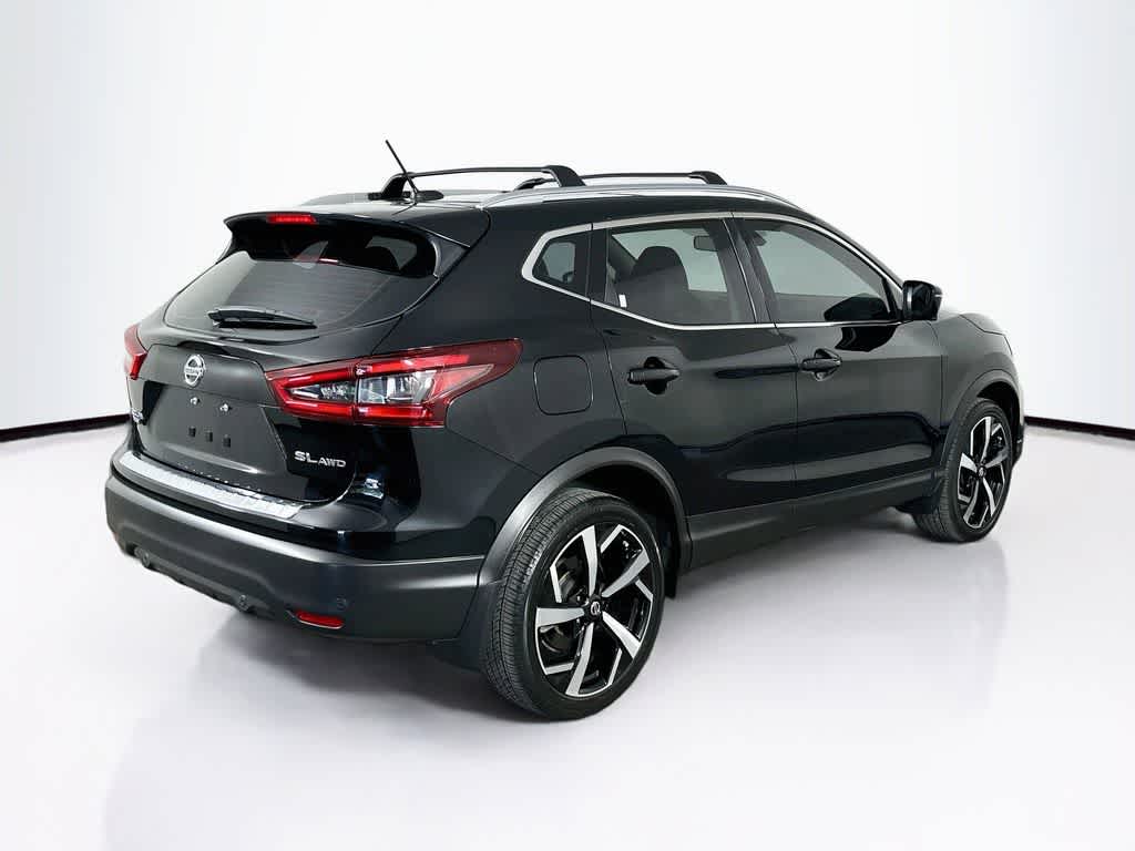 Thumbnail: 2022 Nissan Rogue Sport - 25