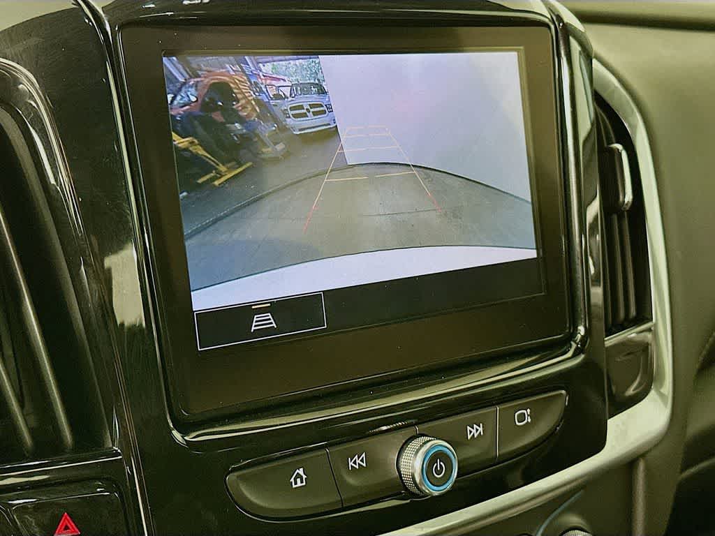 Thumbnail: 2022 Chevrolet Traverse - 26