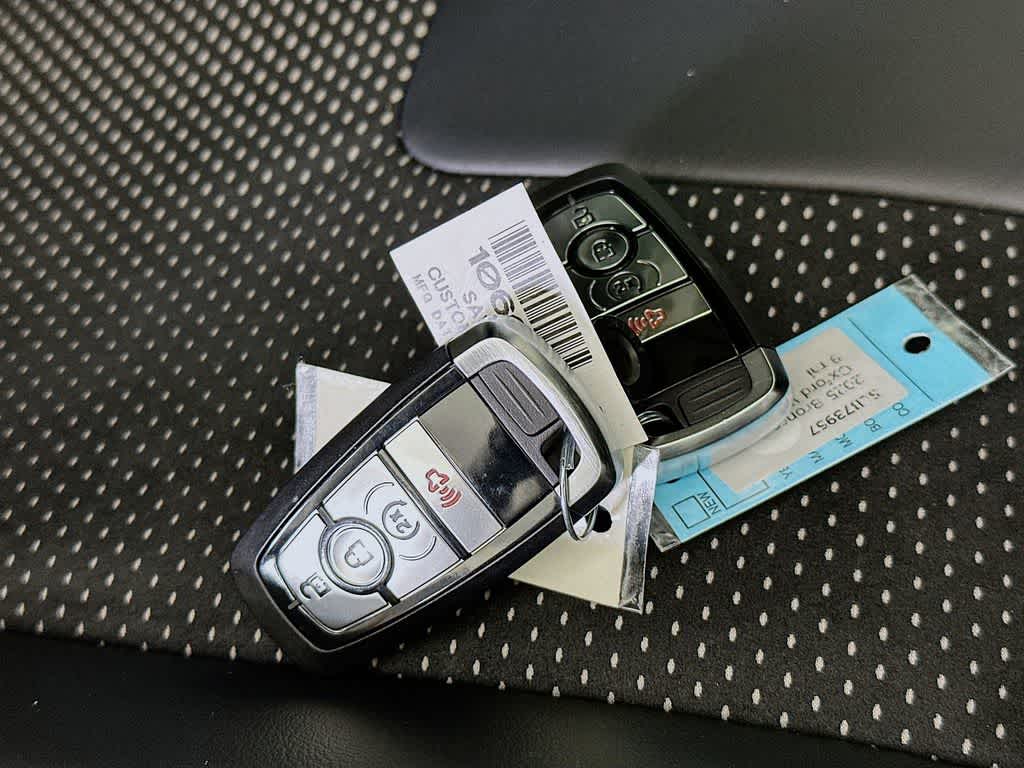 Thumbnail: 2025 Ford Bronco - 22