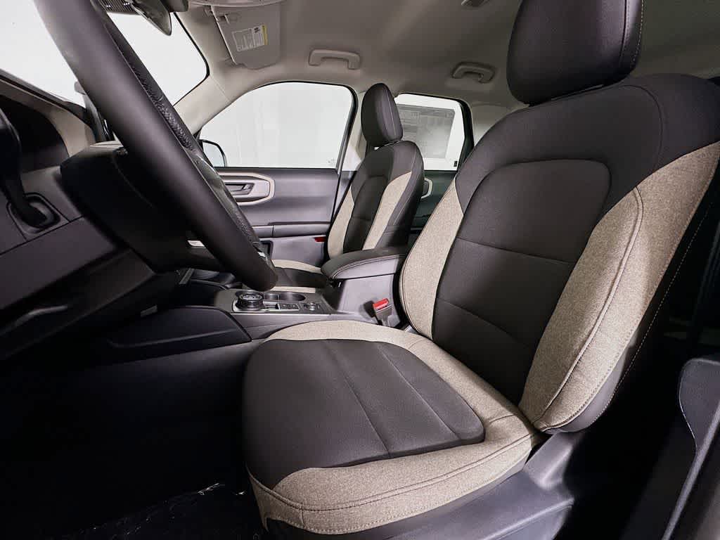 Thumbnail: 2025 Ford Bronco Sport - 12