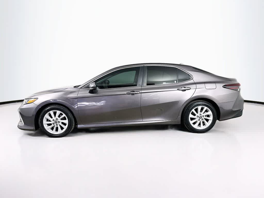 Thumbnail: 2022 Toyota Camry - 3