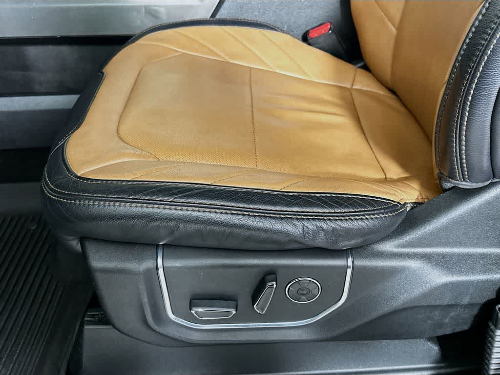 Thumbnail: 2017 Ford F-150 - 16