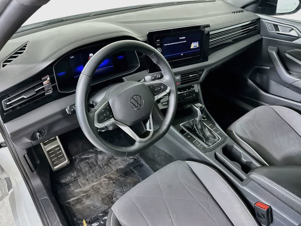 Thumbnail: 2025 Volkswagen Jetta - 2