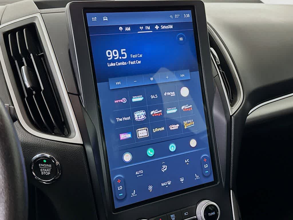 Thumbnail: 2022 Ford Edge - 16