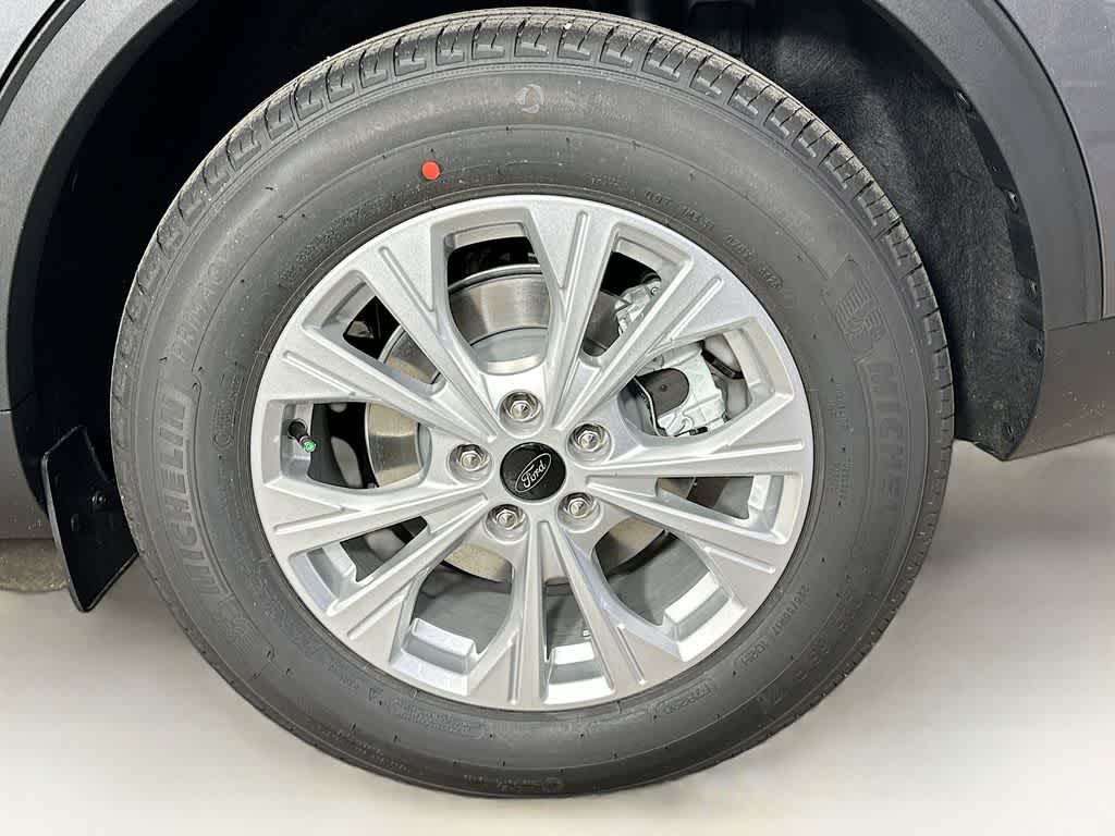 Thumbnail: 2025 Ford Escape - 8