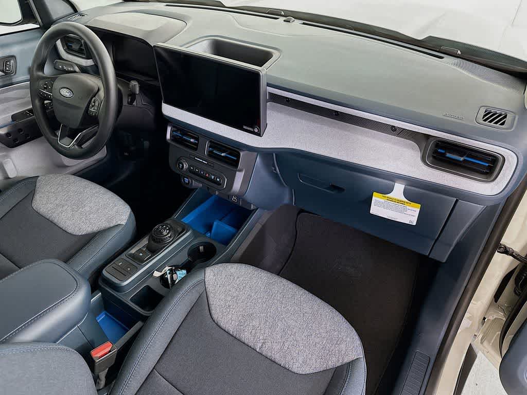 Thumbnail: 2025 Ford Maverick - 30