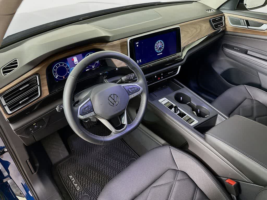 Thumbnail: 2025 Volkswagen Atlas - 2