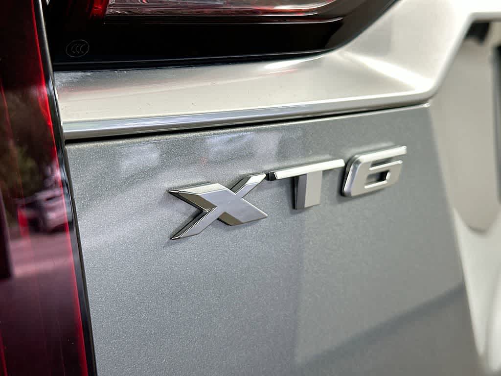 Thumbnail: 2023 Cadillac XT6 - 7